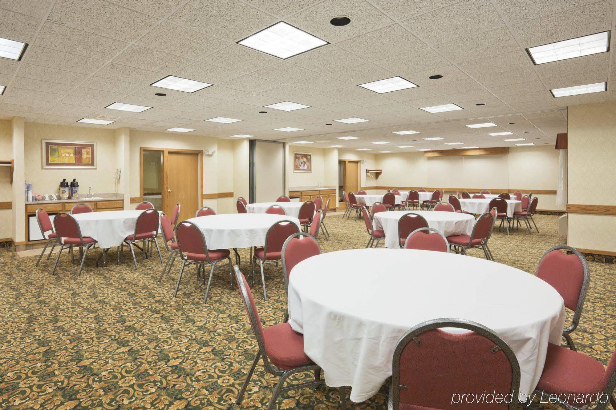 Hotel Baymont By Wyndham Portage Servizi foto